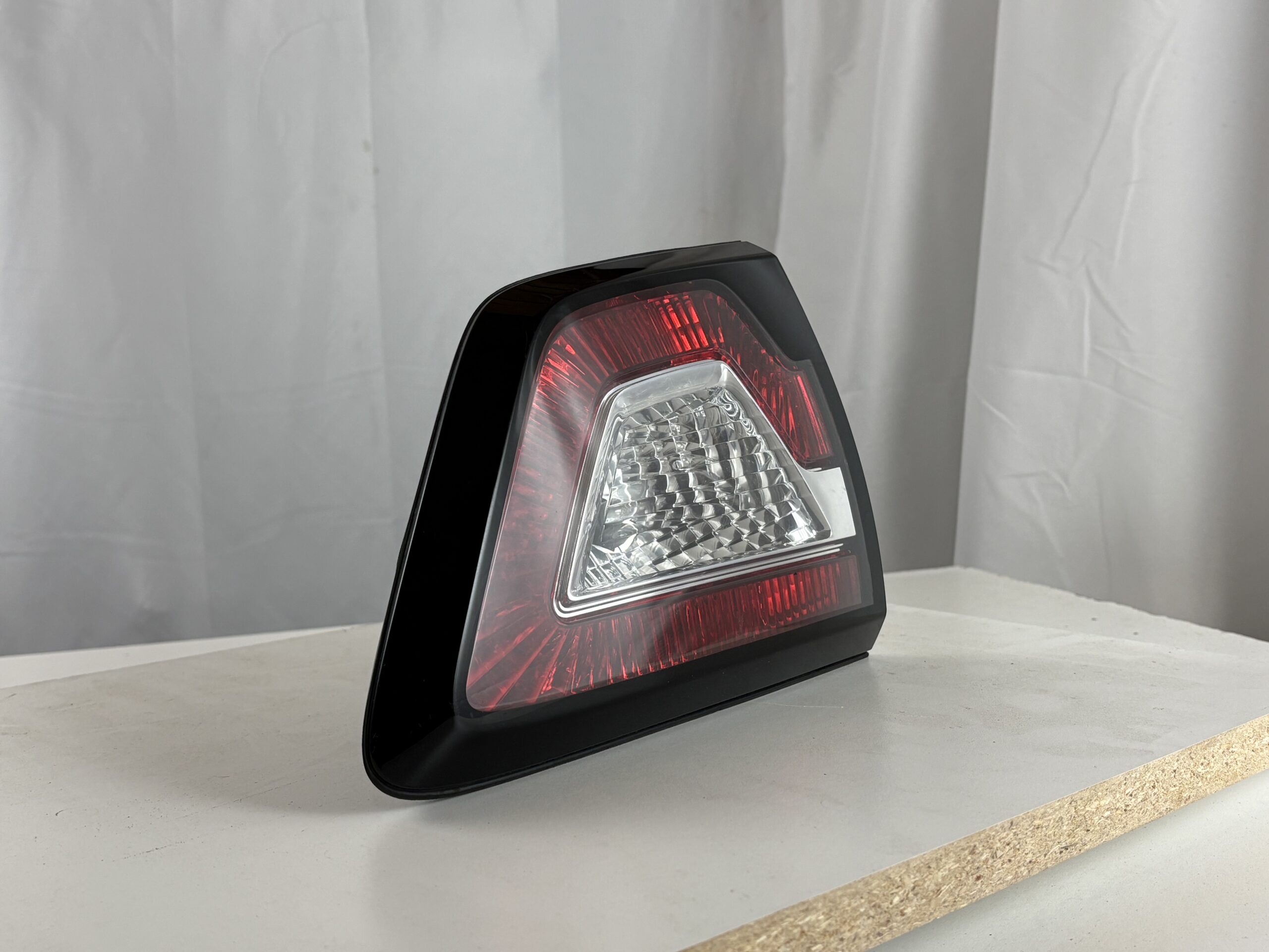2013-2017 Chevrolet Travers Driver Inner Taillight
