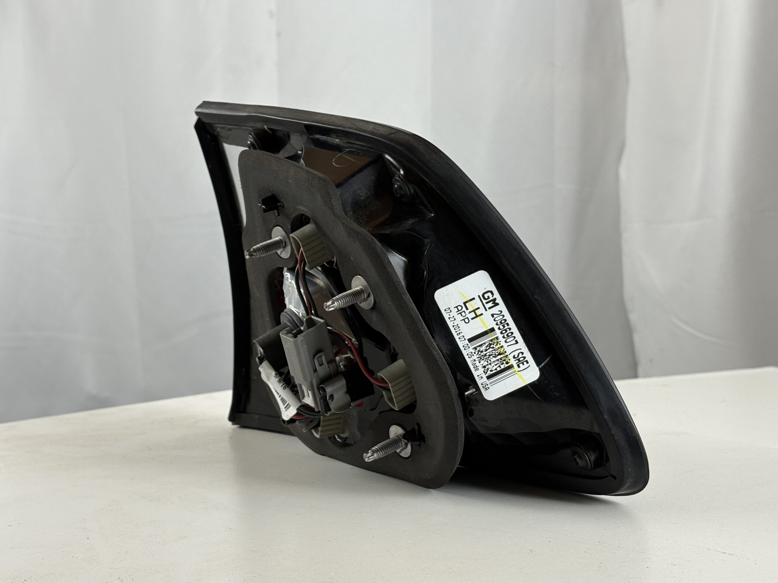 2013-2017 Chevrolet Travers Driver Inner Taillight