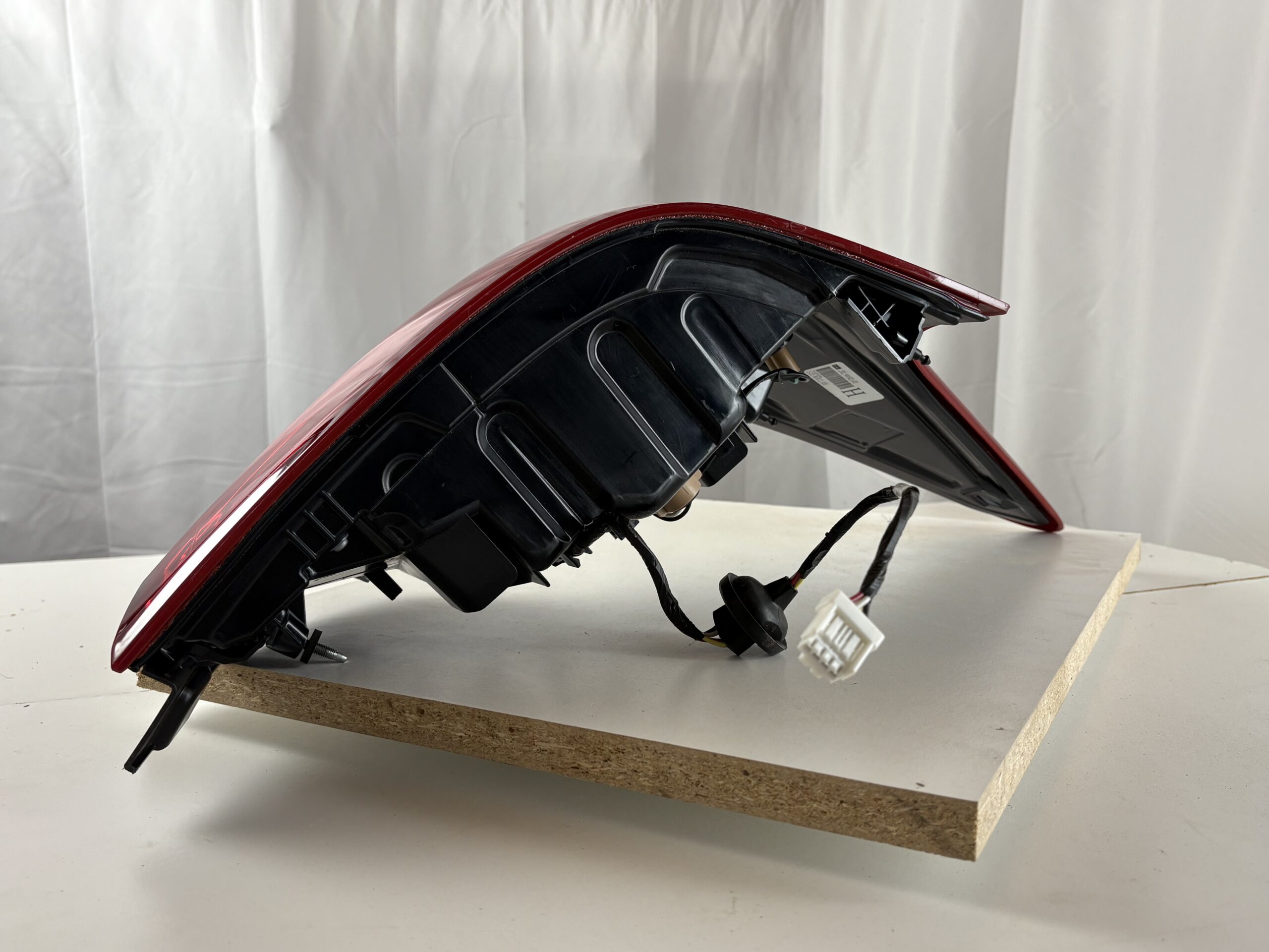 2016-2018 Nissan Altima Passenger Taillight
