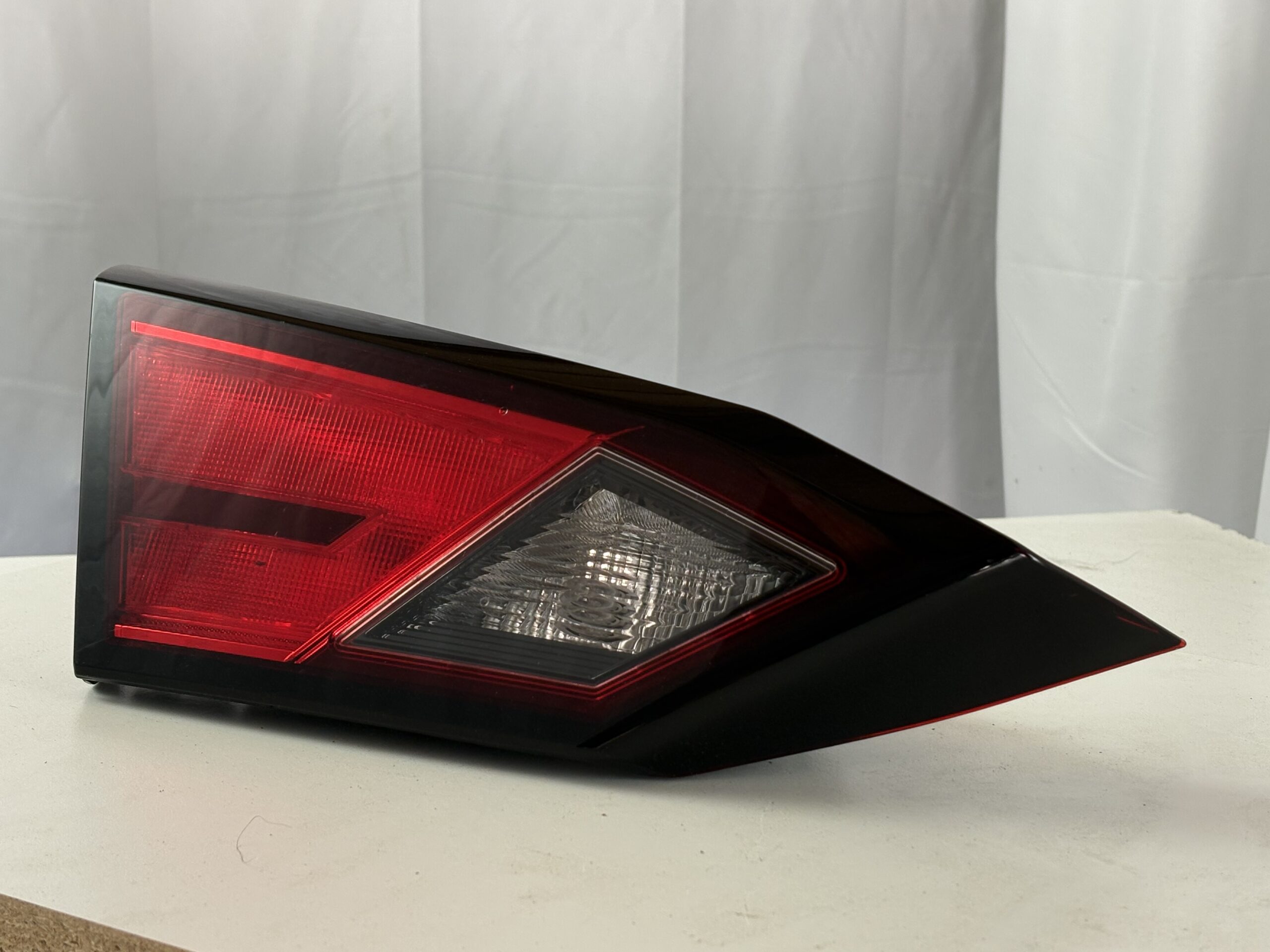 2019-2024 Nissan Altima Driver Inner Taillight