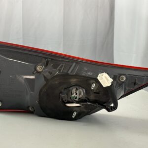 2013-2015 Lexus GS Passenger Inner Taillight - Image 6