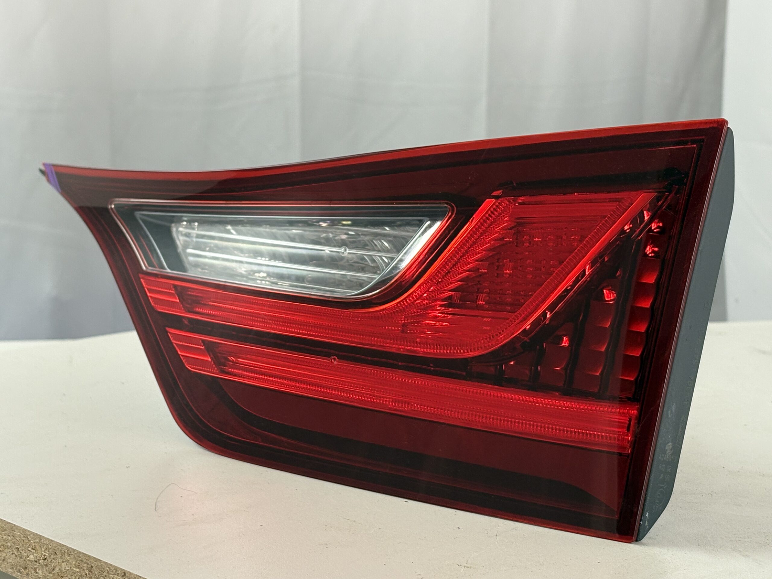 2013-2015 Lexus GS Passenger Inner Taillight