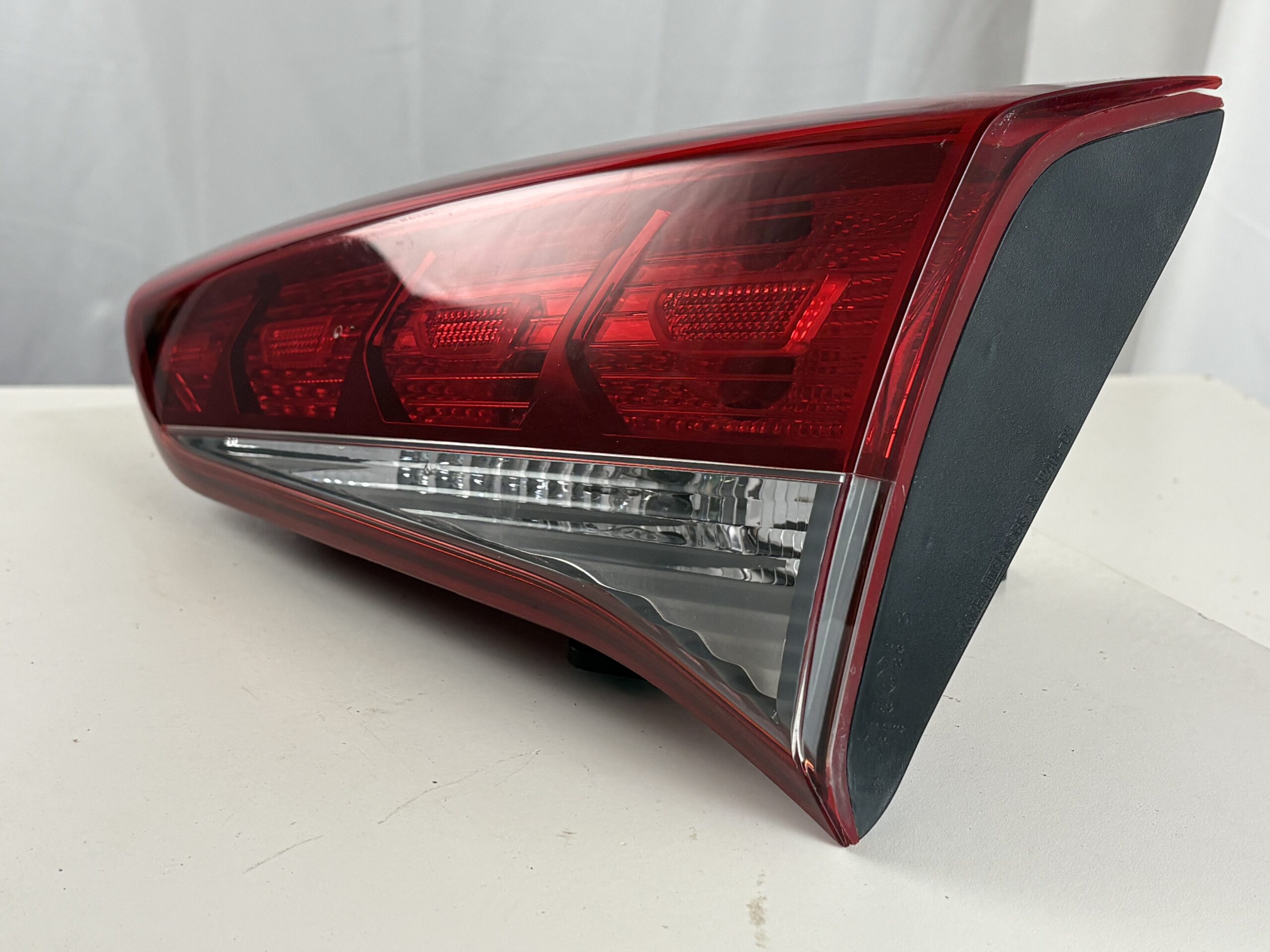 2016-2018 Hyundai Tucson Passenger Inner Taillight