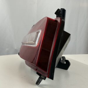 2019-2020 Hyundai Santa Fe Passenger Inner Taillight - Image 4