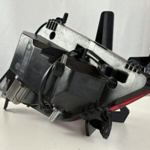 2019-2020 Hyundai Santa Fe Passenger Inner Taillight - Image 6