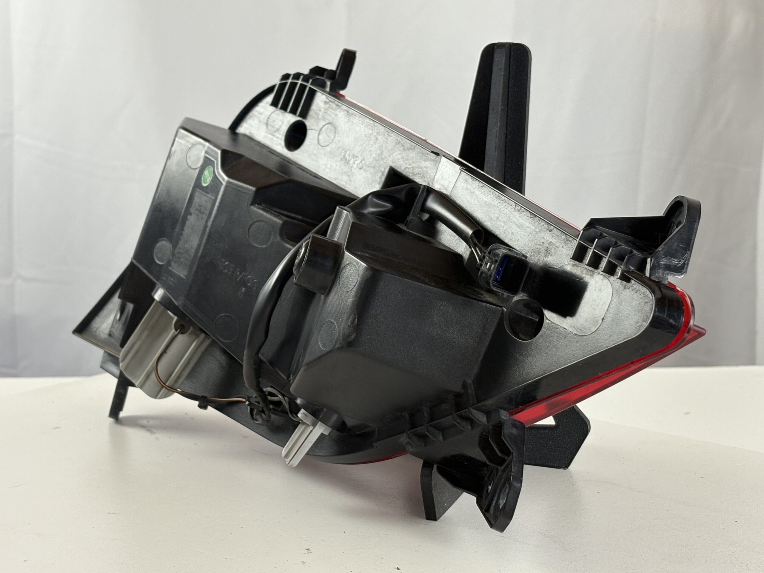 2019-2020 Hyundai Santa Fe Passenger Inner Taillight