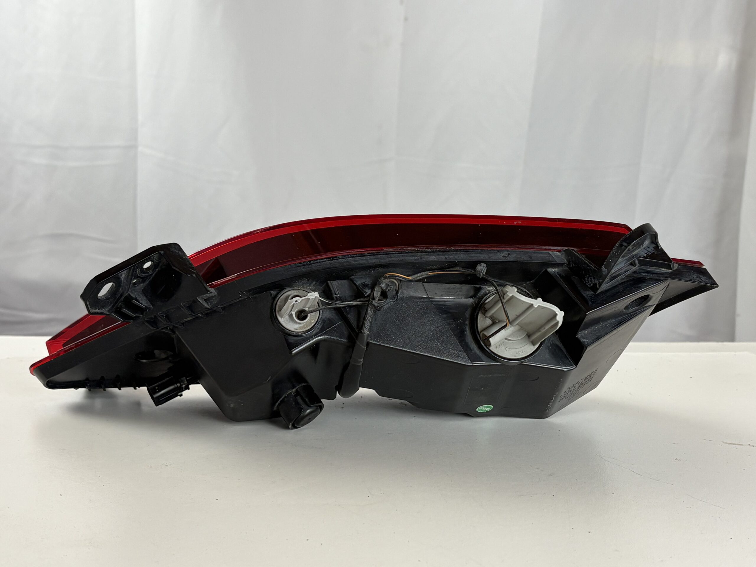 2019-2020 Hyundai Santa Fe Passenger Inner Taillight