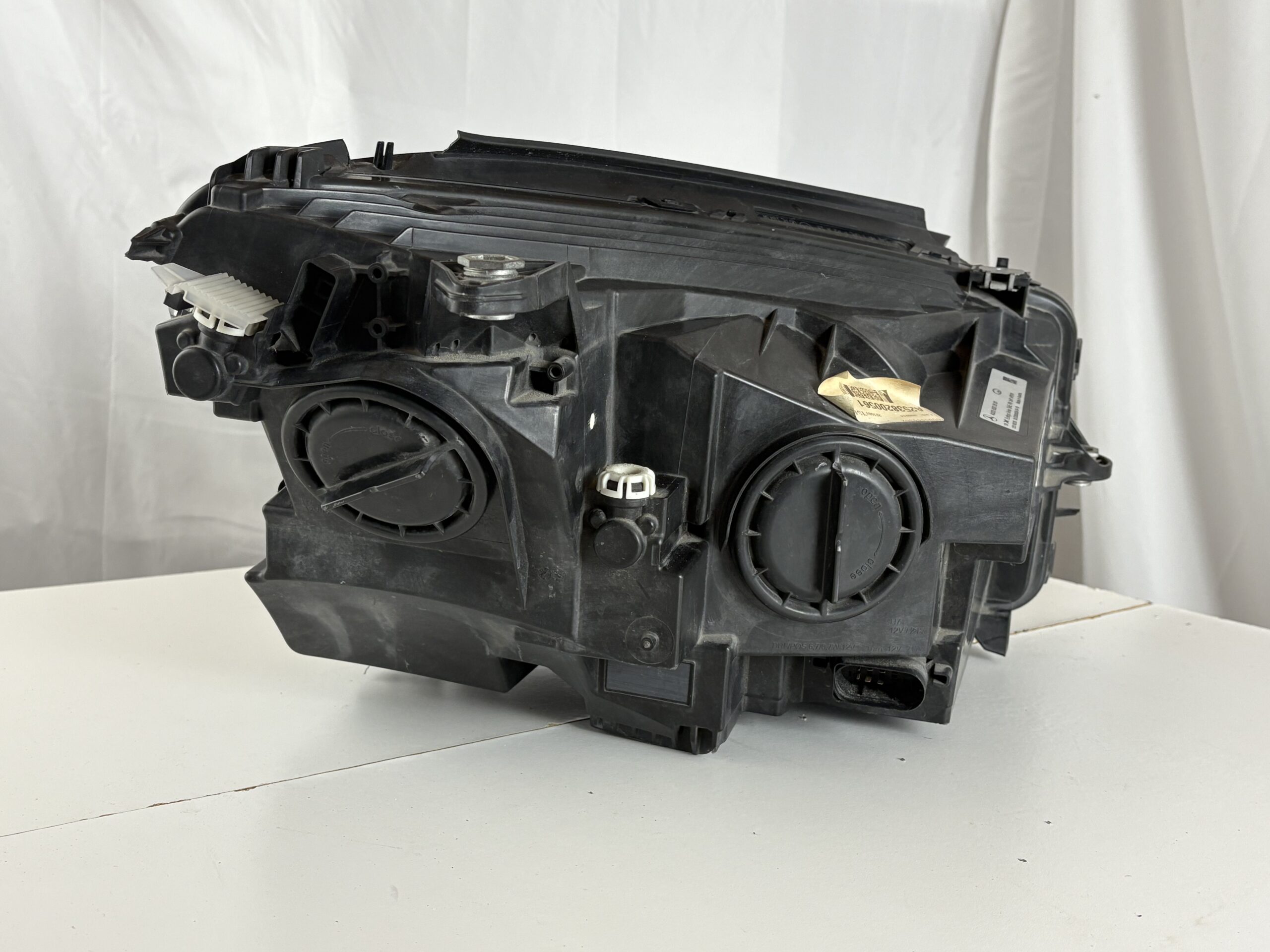 2016-2019 Mercedes-Benz GLC Driver Headlight