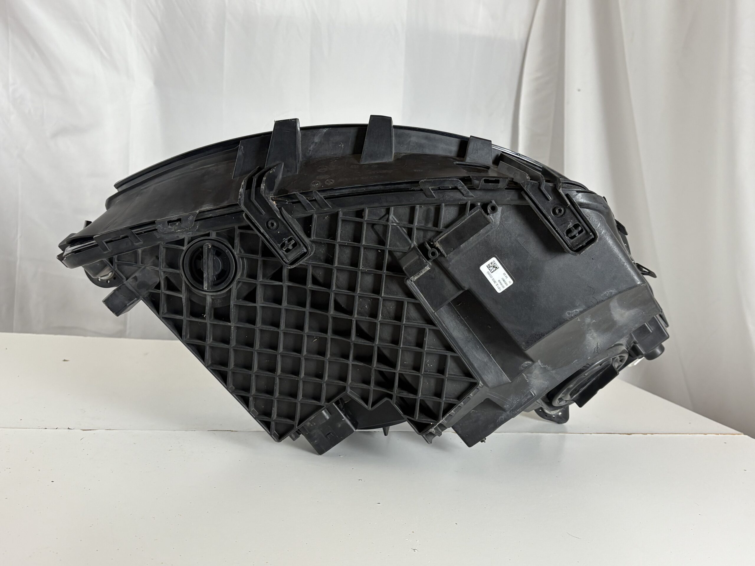 2016-2019 Mercedes-Benz GLC Driver Headlight