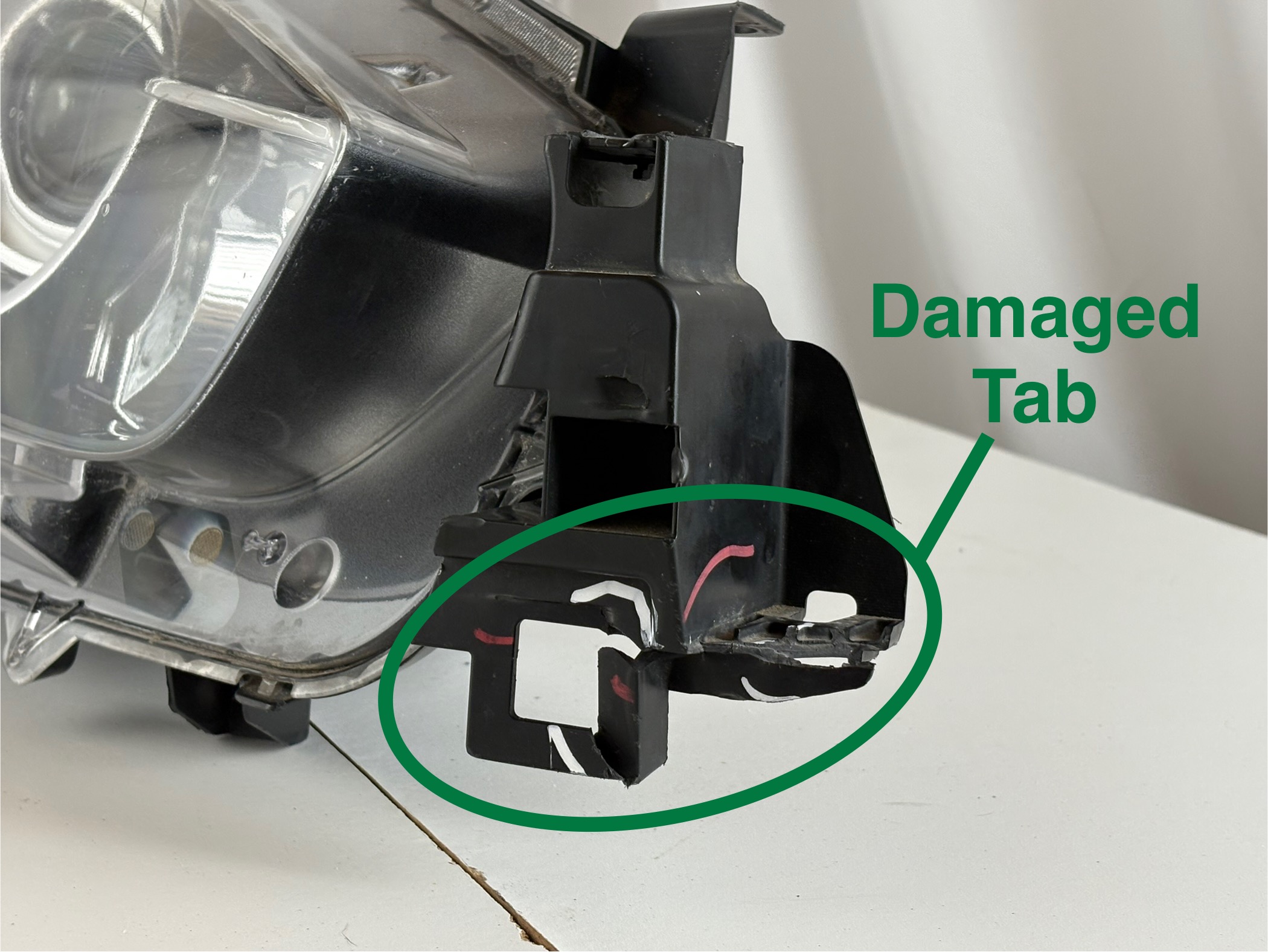 2013-2016 Mazda CX-5 Passenger Headlight