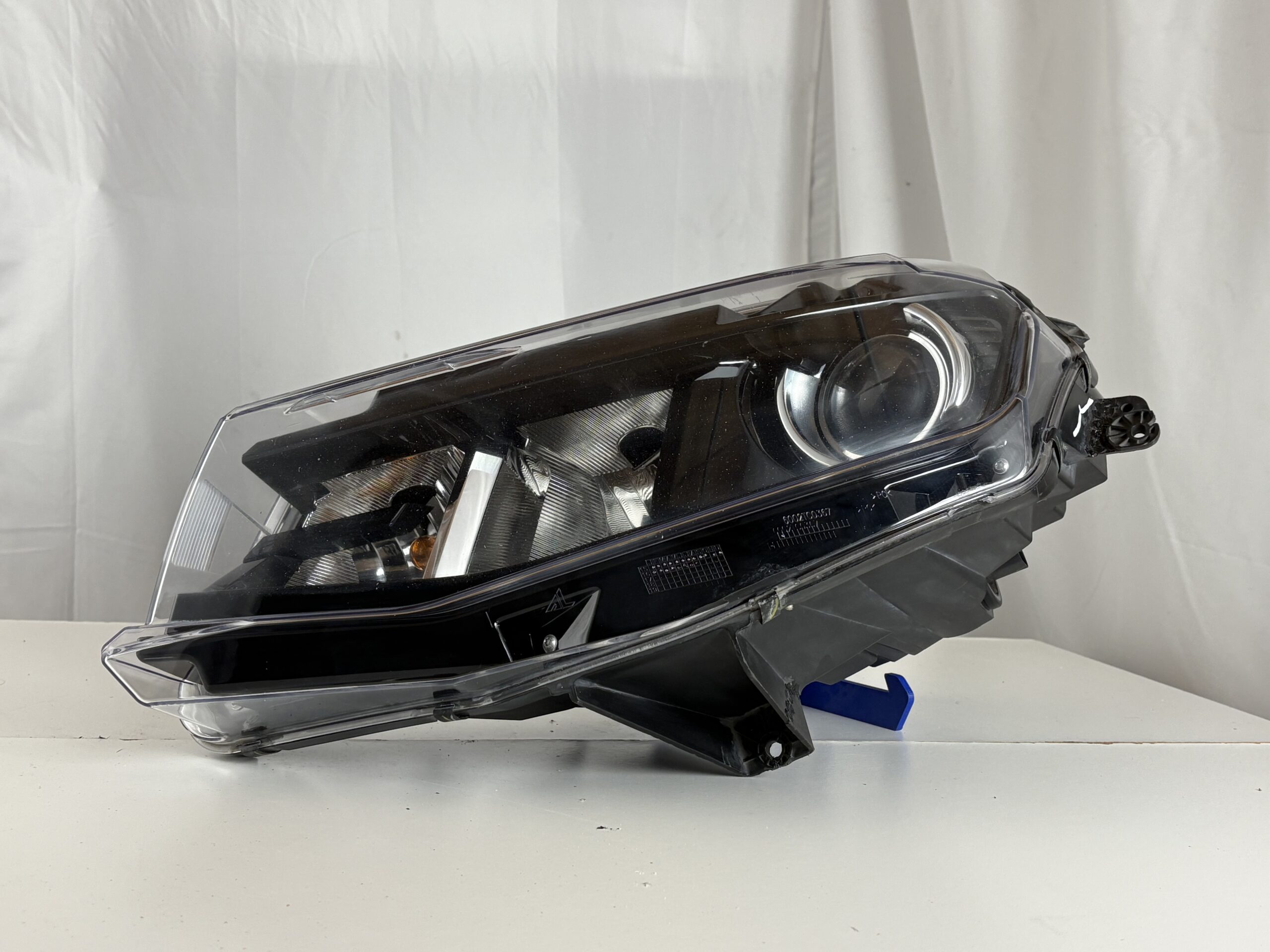 2016-2018 Chevrolet Camaro Driver Headlight