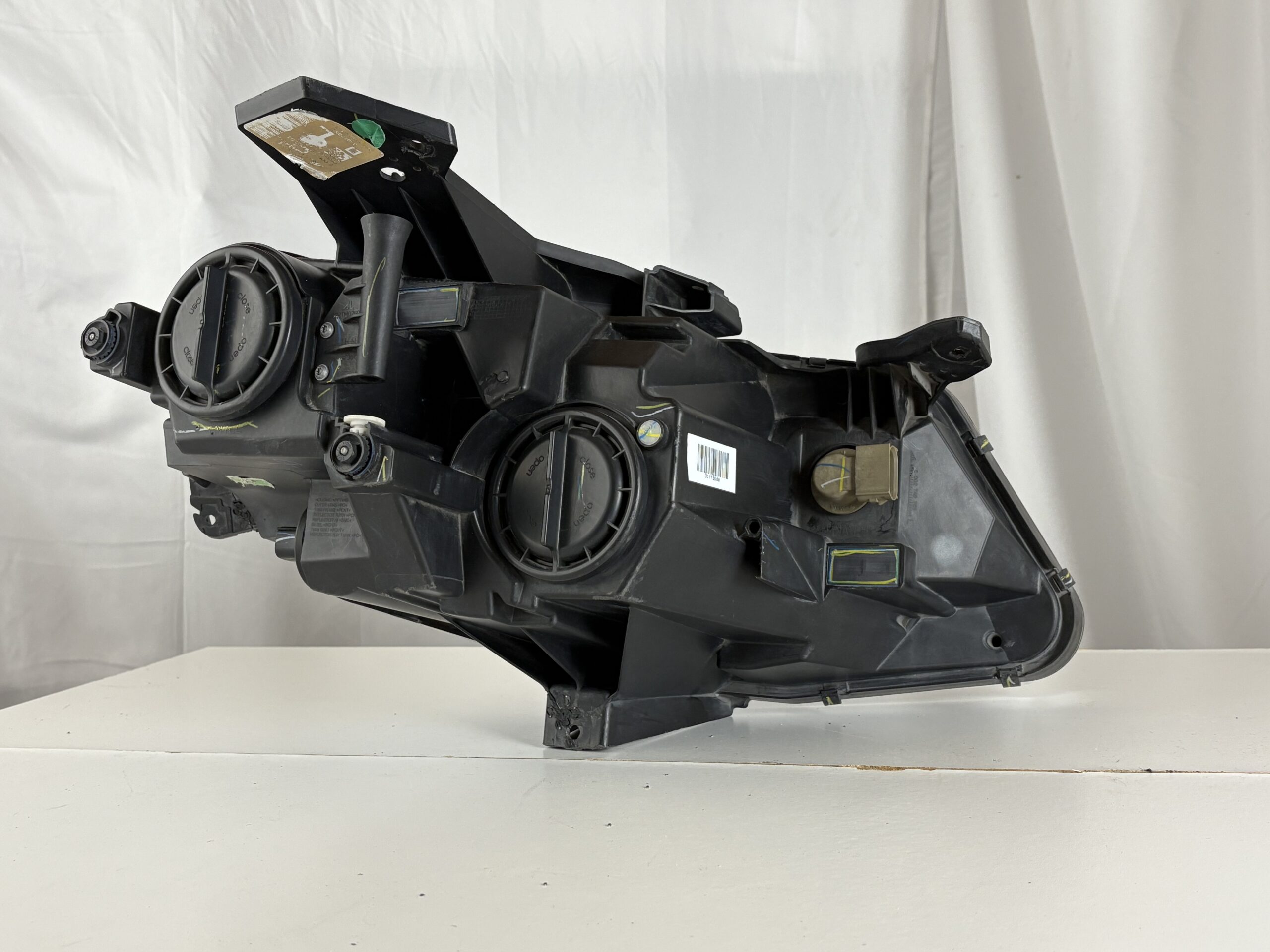 2016-2018 Chevrolet Camaro Driver Headlight