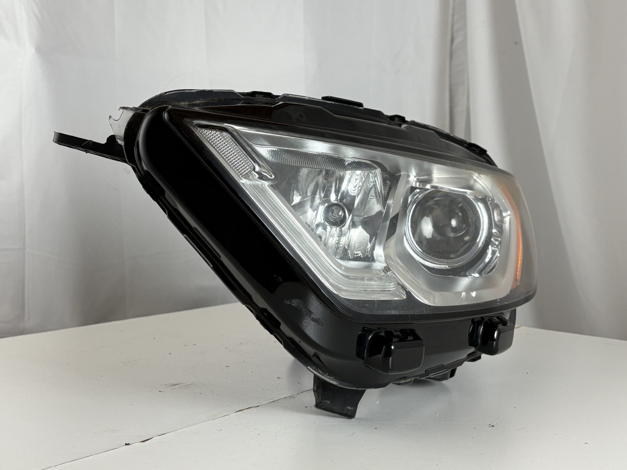 2018-2022 Ford EcoSport Driver Headlight
