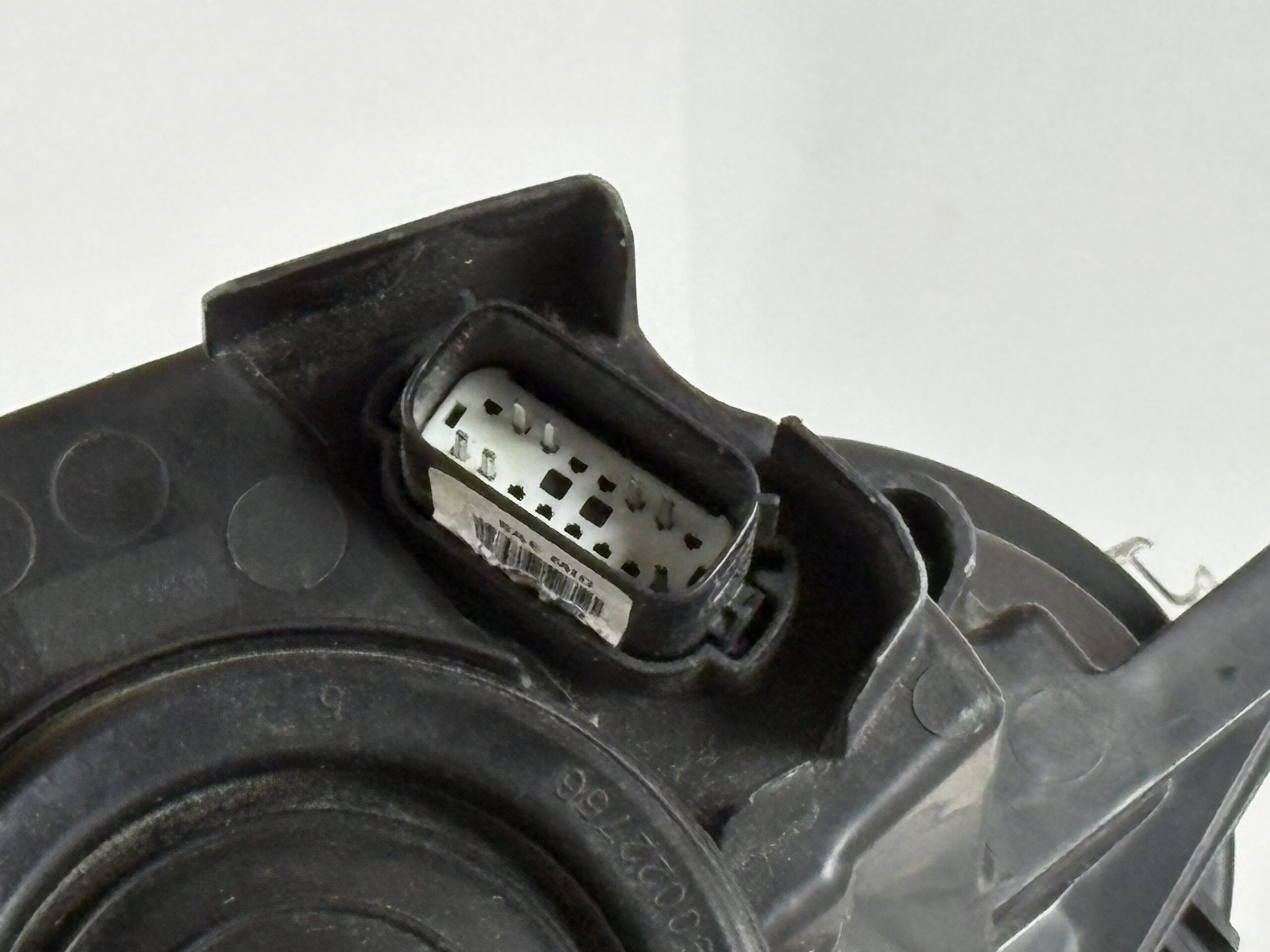 2018-2022 Ford EcoSport Driver Headlight