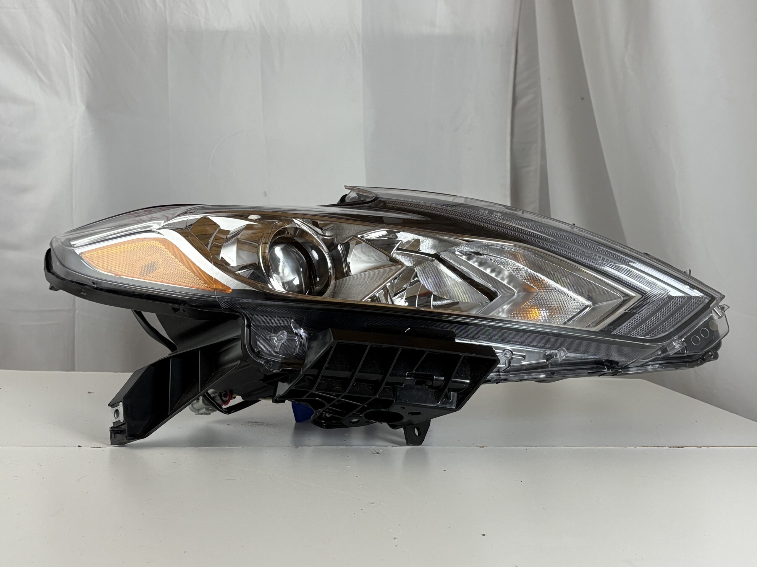 2016-2018 Nissan Altima Passenger Headlight