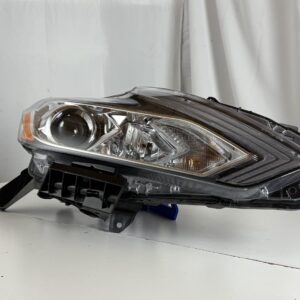 2016-2018 Nissan Altima Passenger Headlight - Image 3