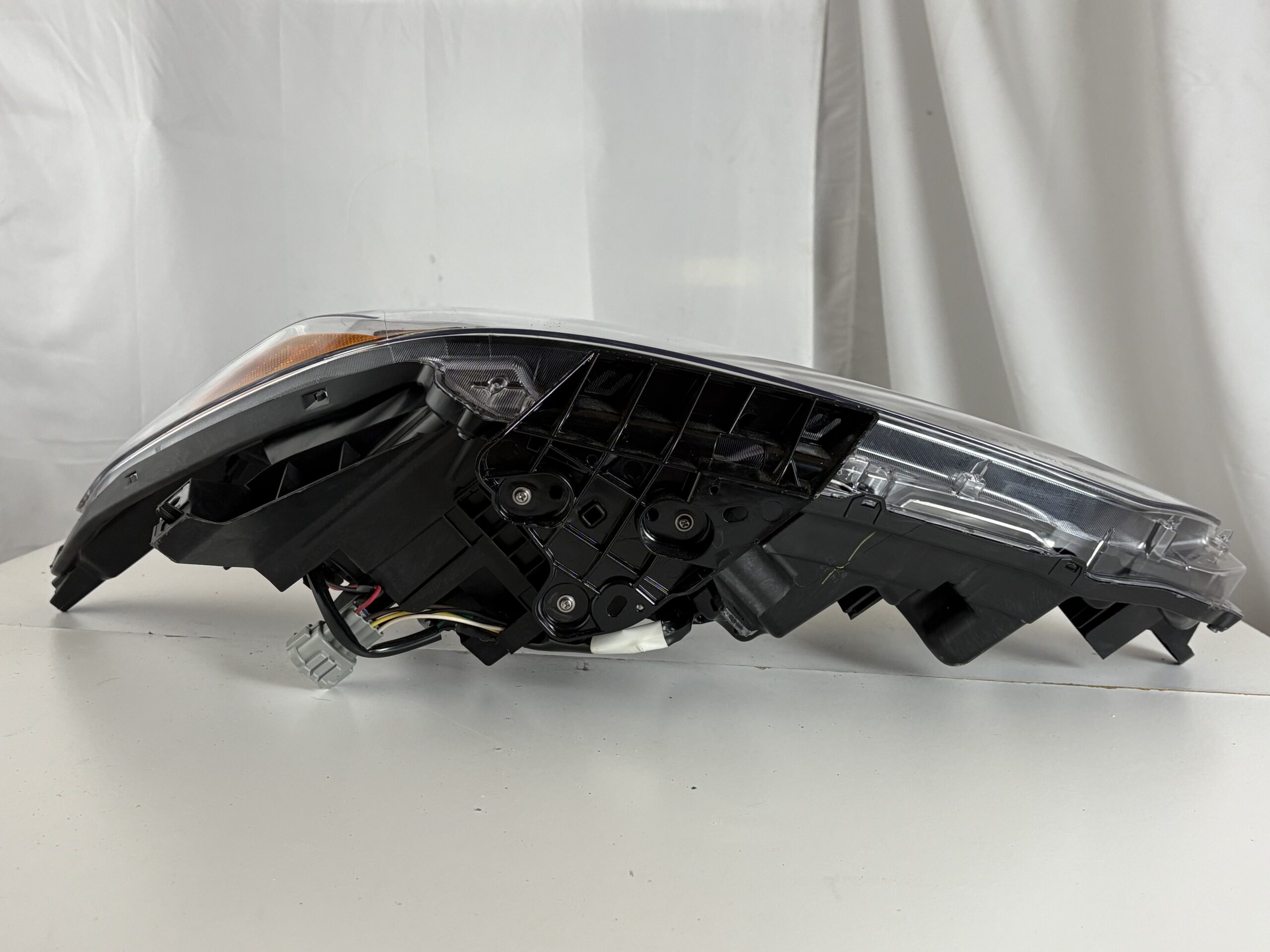 2016-2018 Nissan Altima Passenger Headlight