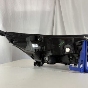 2017-2021 Honda CR-V Driver Headlight - Image 8