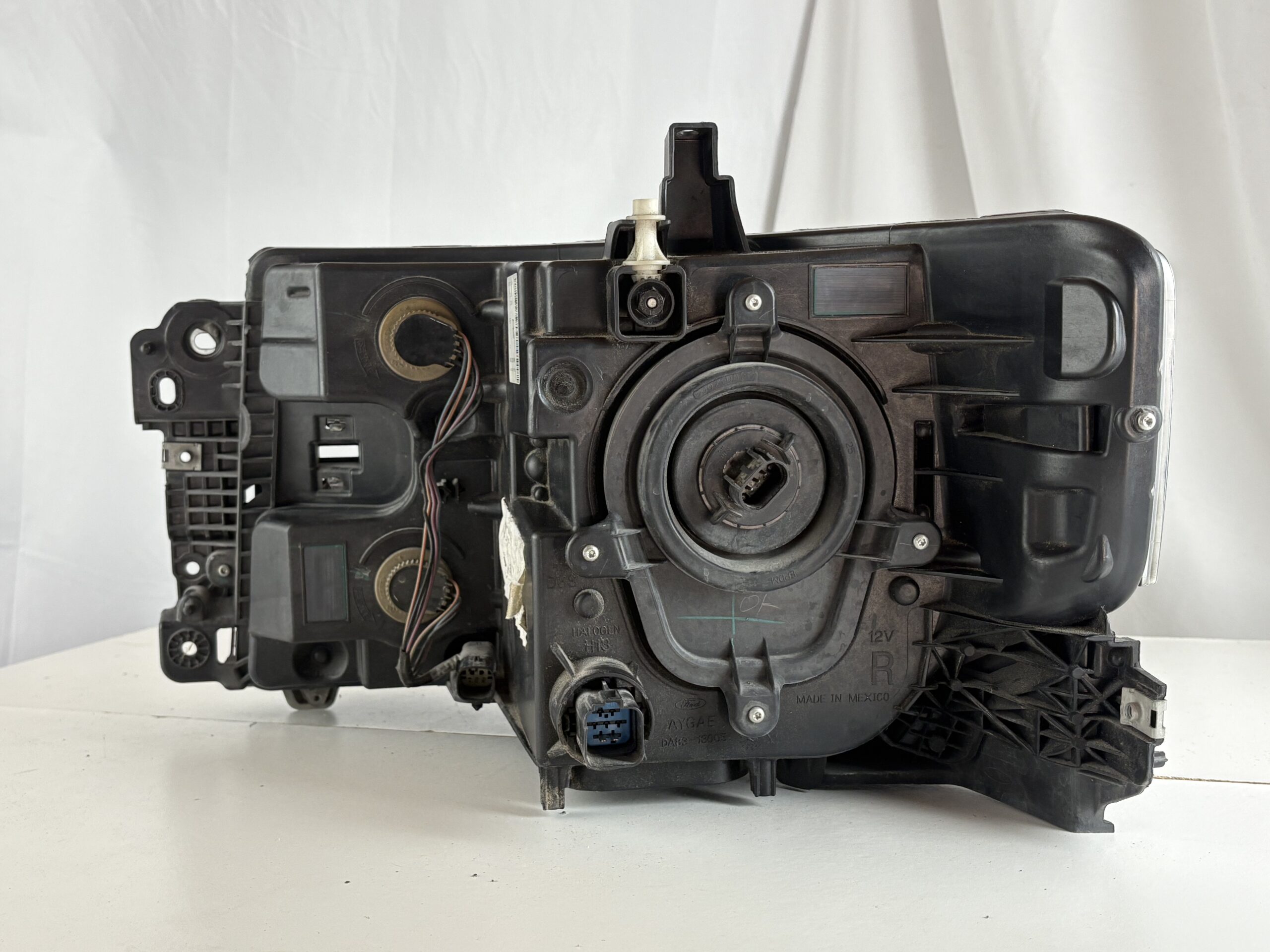 2013-2019 Ford Flex Passenger Headlight