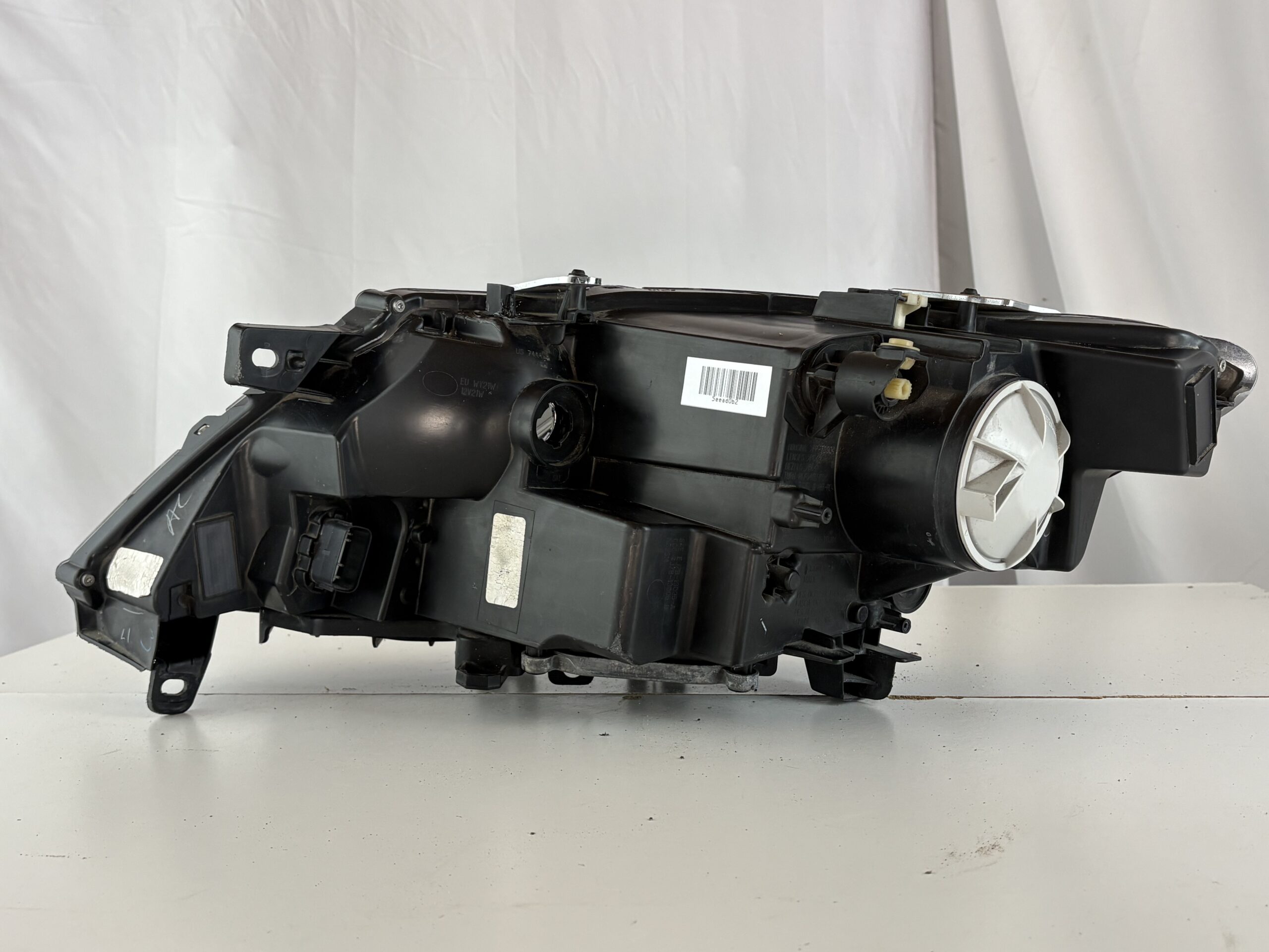 2015-2019 Lincoln MKC Passenger Headlight