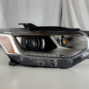 2018-2021 Chevrolet Traverse Passenger Headlight - Image 1