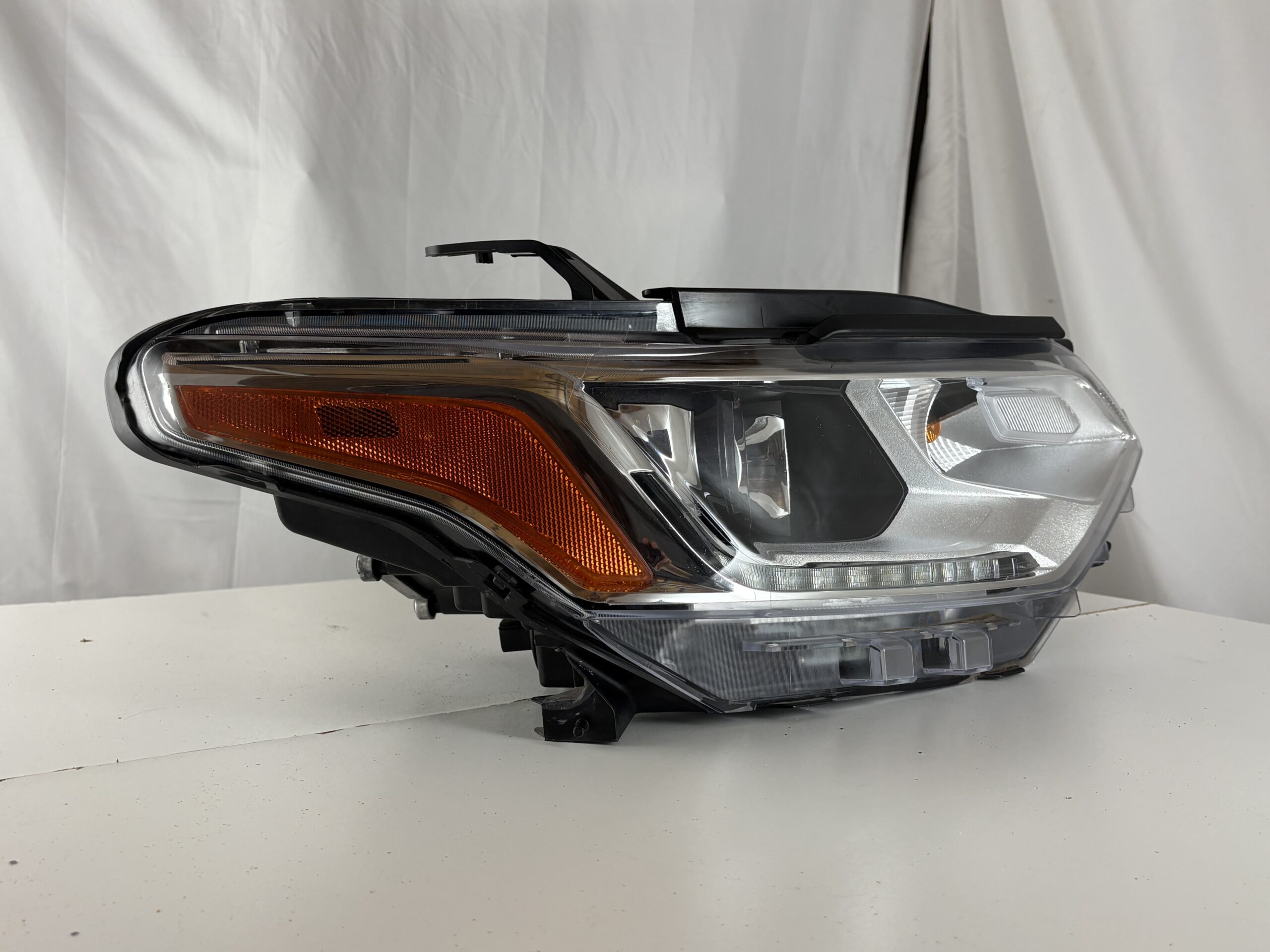 2018-2021 Chevrolet Traverse Passenger Headlight