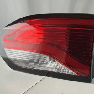 2017-2025 Chrysler Pacifica/Voyager Passenger Inner Taillight - Image 3