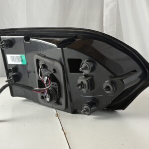 2017-2025 Chrysler Pacifica/Voyager Passenger Inner Taillight - Image 11