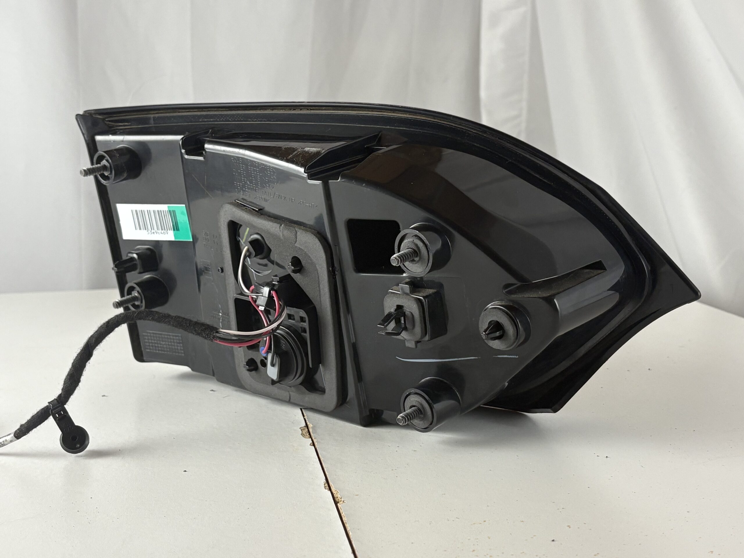 2017-2025 Chrysler Pacifica/Voyager Passenger Inner Taillight