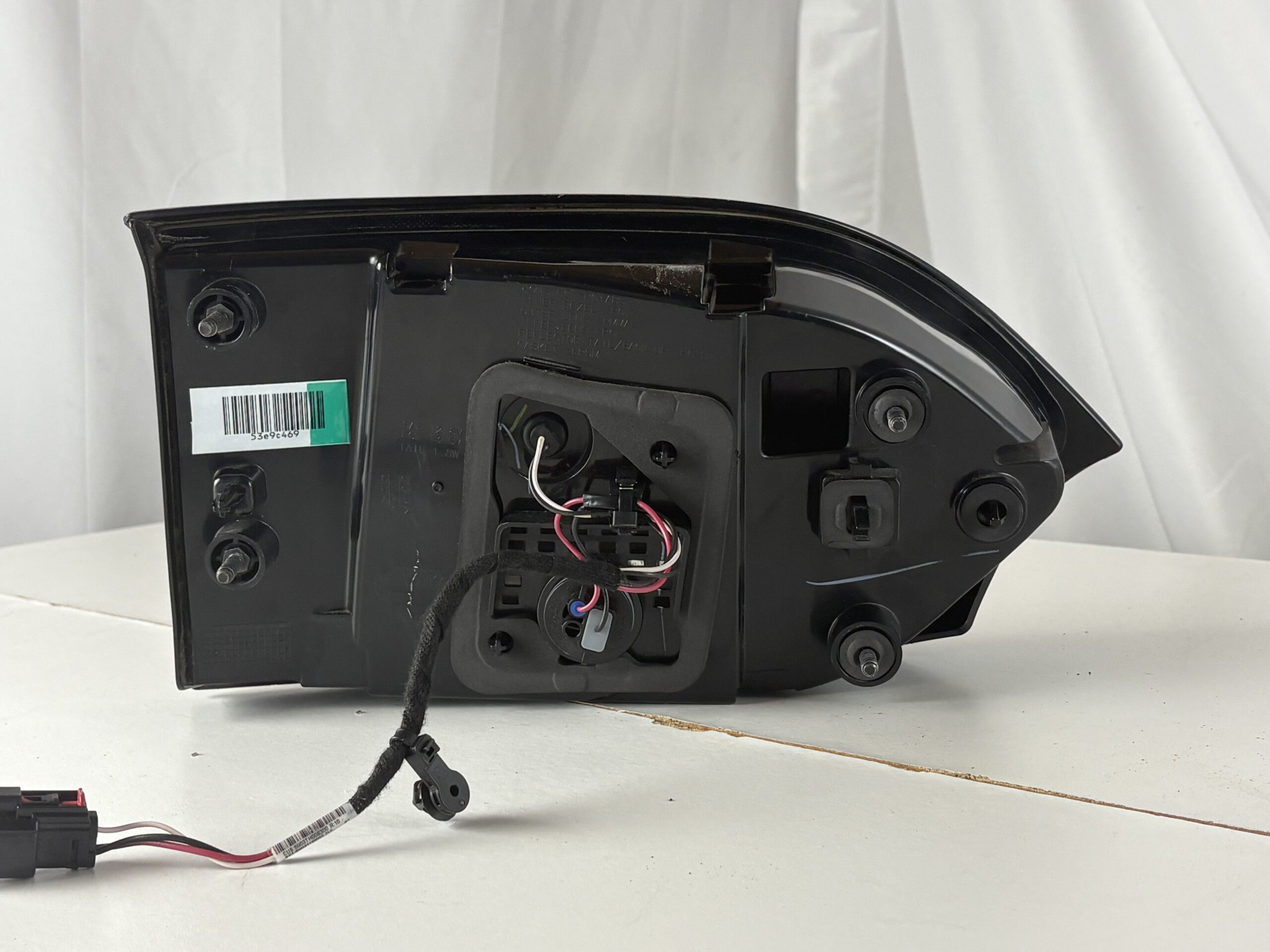 2017-2025 Chrysler Pacifica/Voyager Passenger Inner Taillight