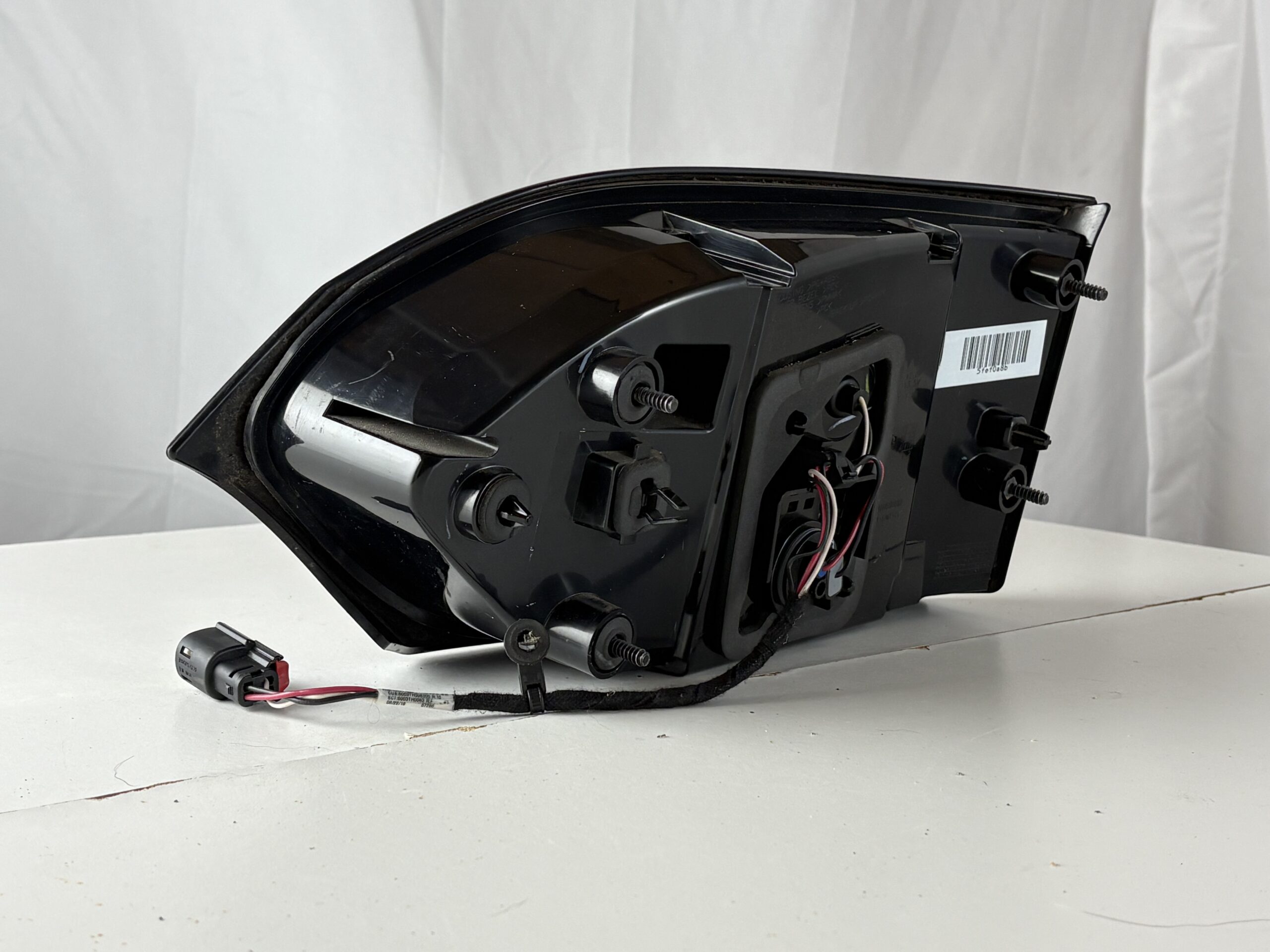 2017-2025 Chrysler Pacifica/Voyager Driver Inner Taillight