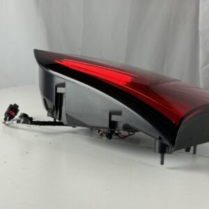 2017-2025 Chrysler Pacifica/Voyager Driver Inner Taillight - Image 3