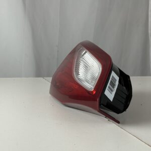 2018-2021 Chevrolet Equinox Driver Inner Taillight - Image 8