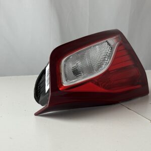 2018-2021 Chevrolet Equinox Passenger Inner Taillight - Image 10