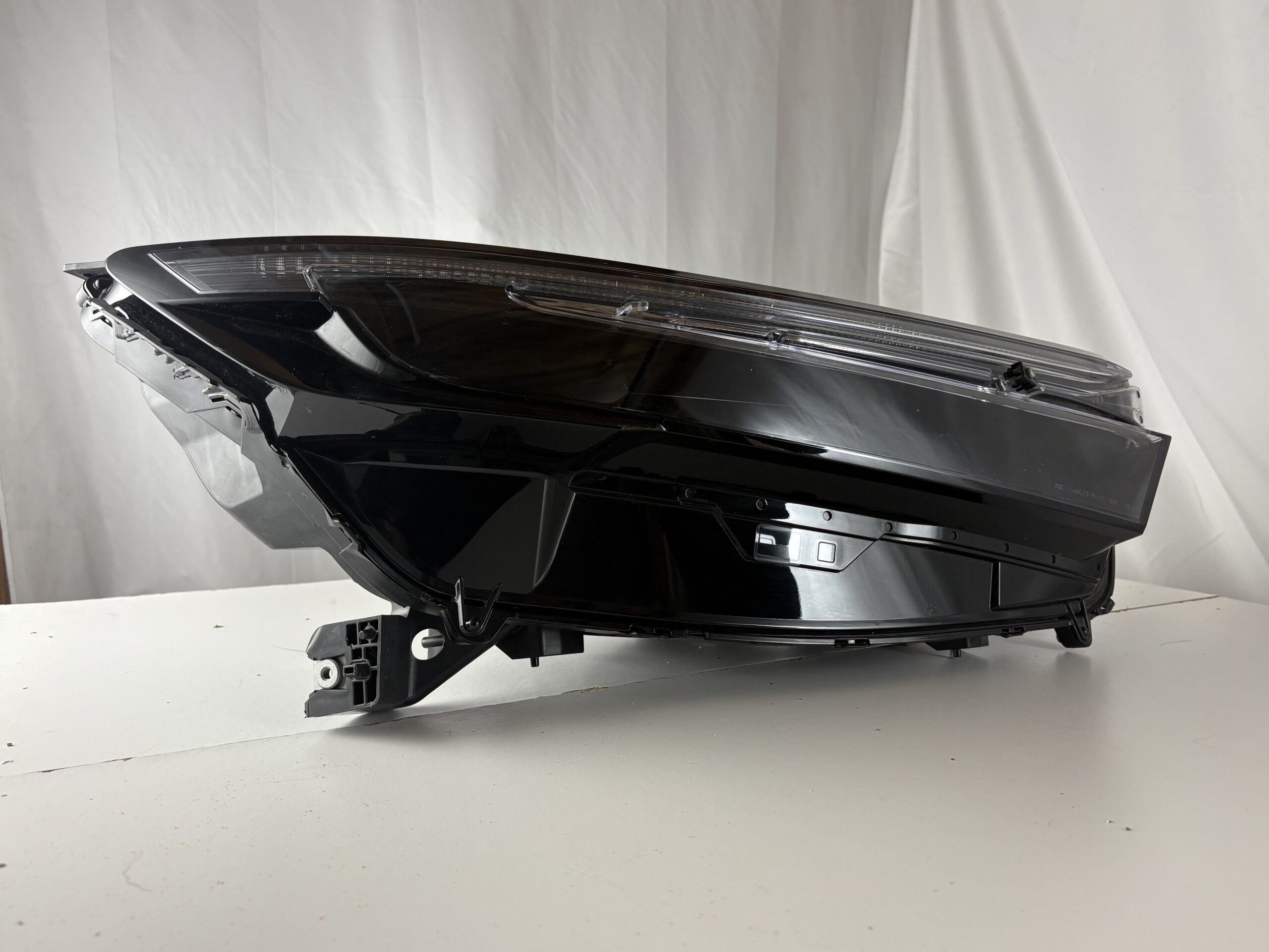 2023-2025 Honda CR-V Passenger Headlight