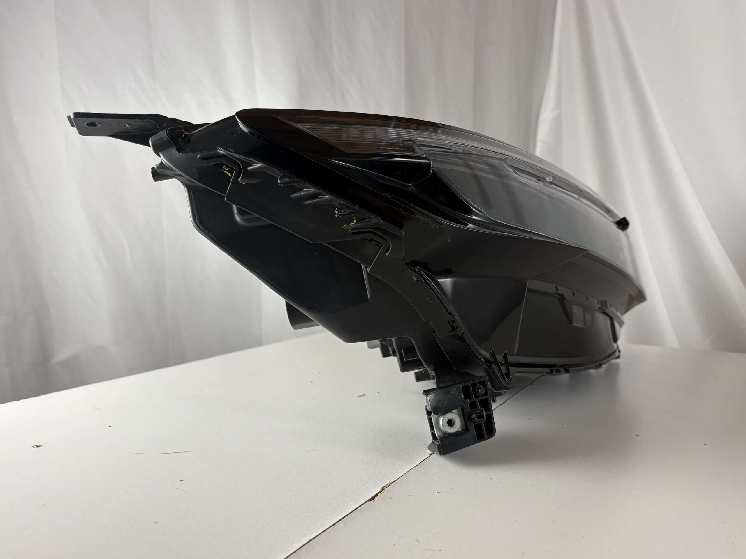 2023-2025 Honda CR-V Passenger Headlight