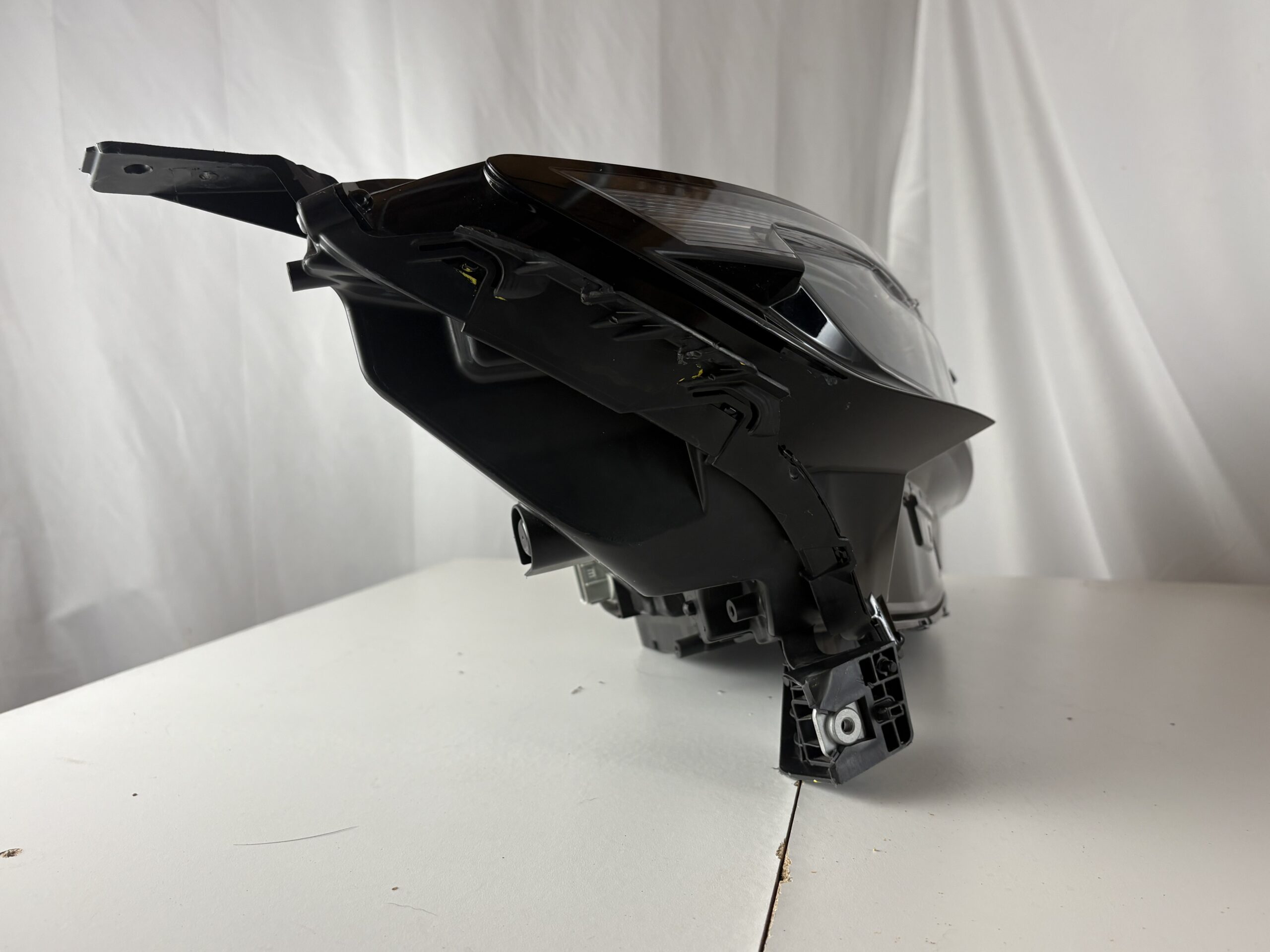 2023-2025 Honda CR-V Passenger Headlight