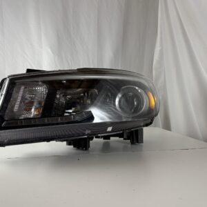 2015-2018 Kia Sedona Driver Headlight - Image 2