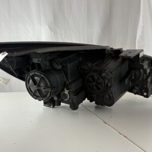 2015-2018 Kia Sedona Driver Headlight - Image 10