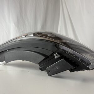2015-2018 Kia Sedona Driver Headlight - Image 16