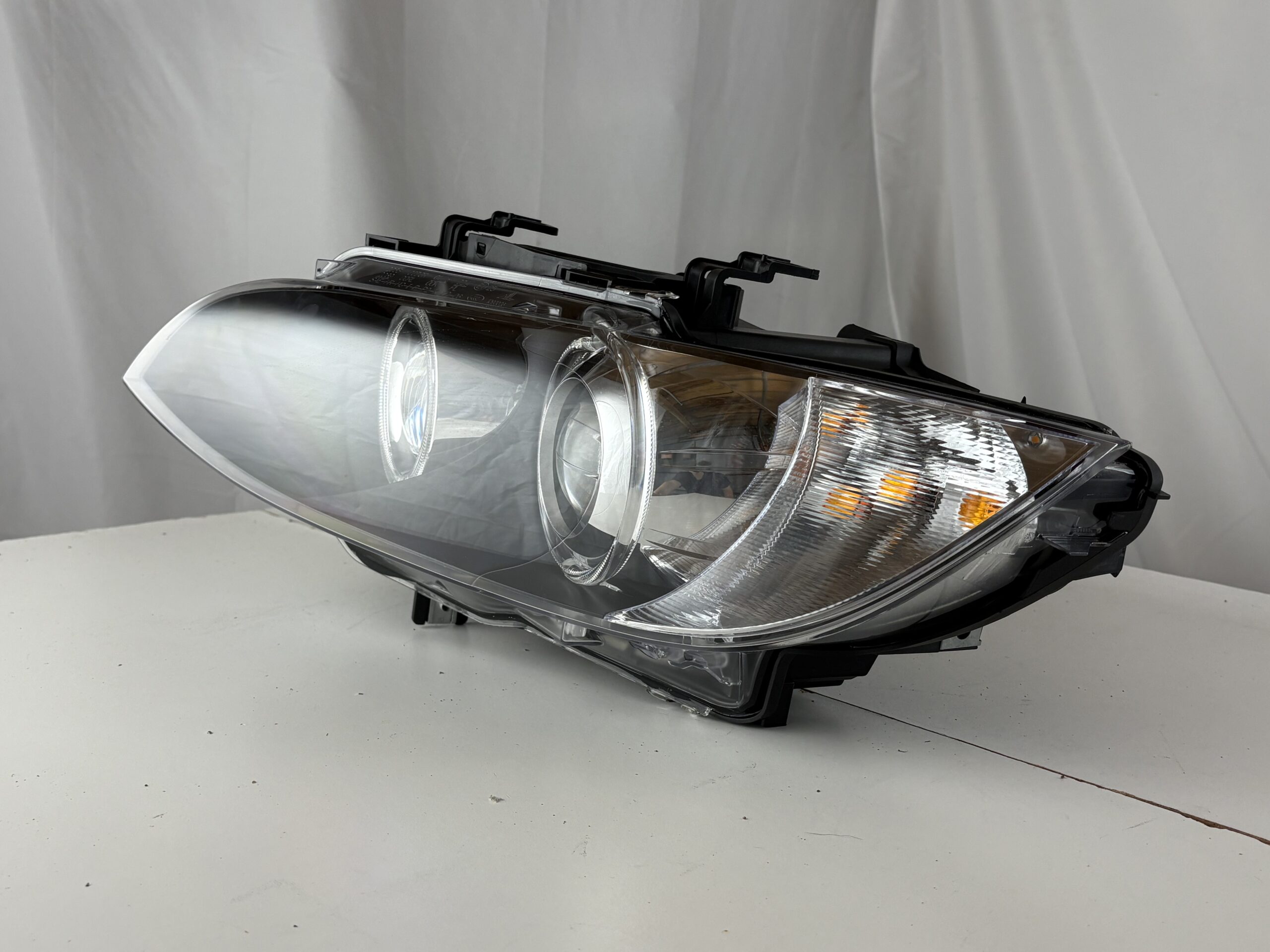 2007-2013 BMW M3/328i/335i Driver Headlight
