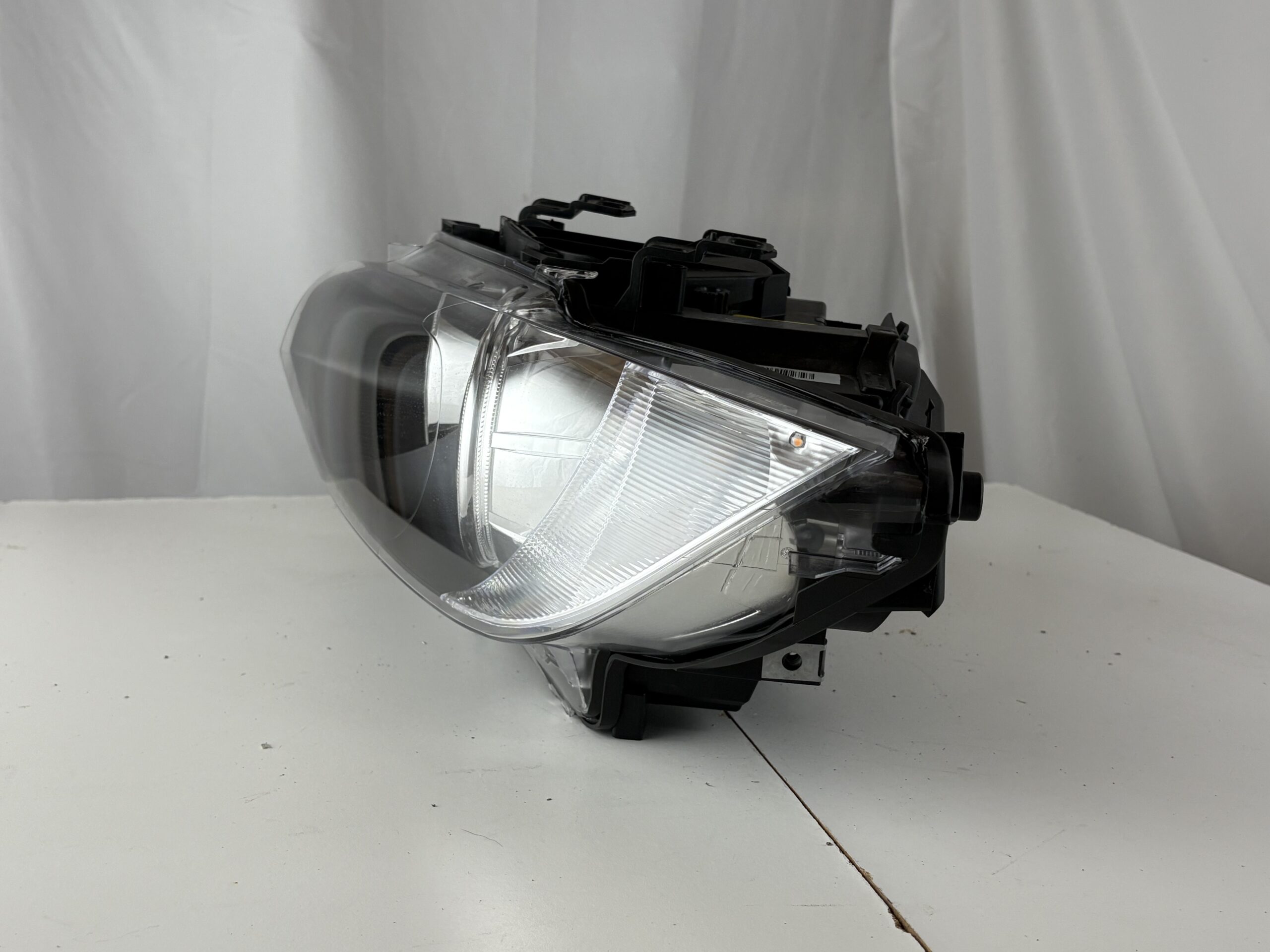 2007-2013 BMW M3/328i/335i Driver Headlight