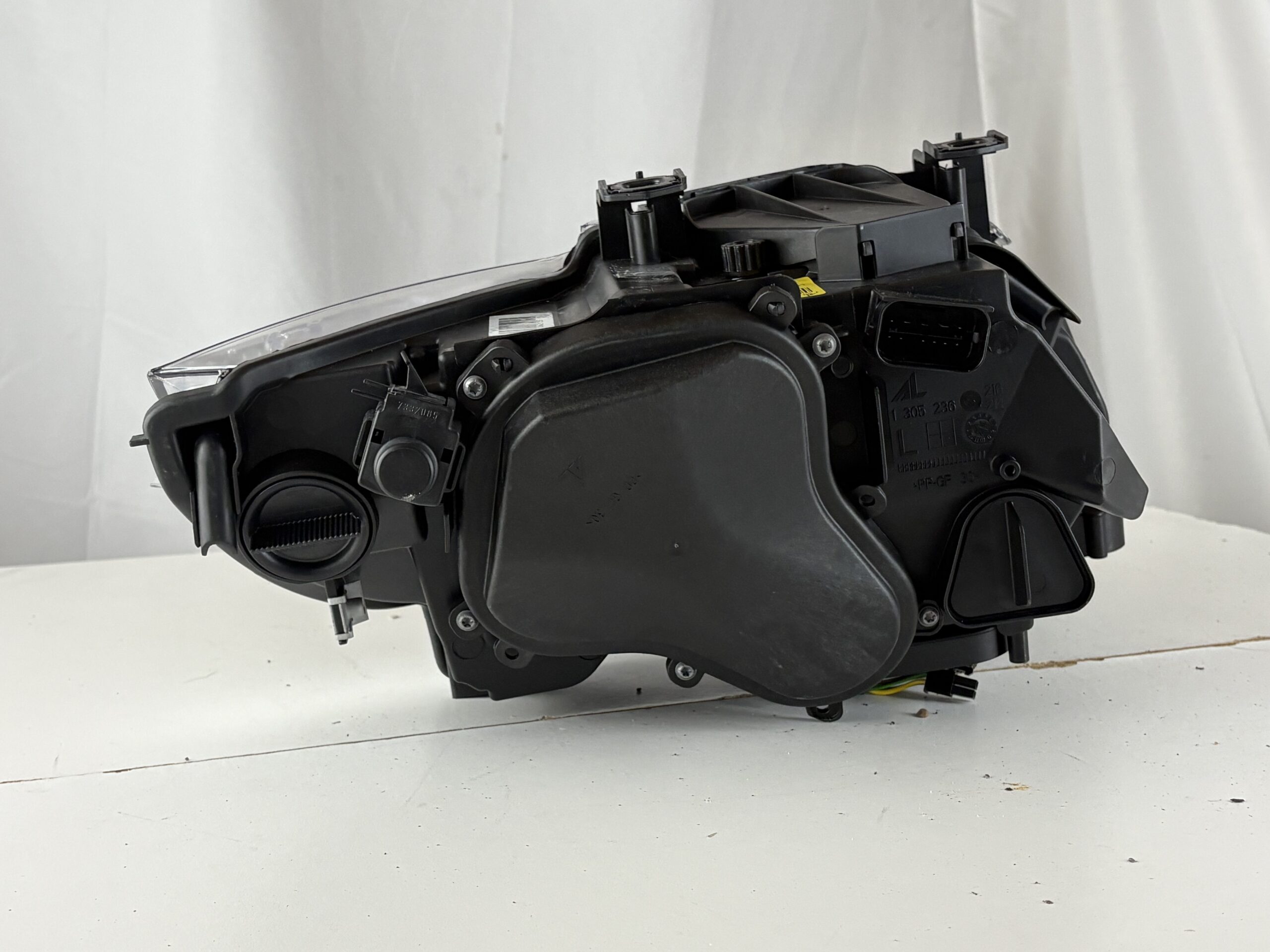 2007-2013 BMW M3/328i/335i Driver Headlight