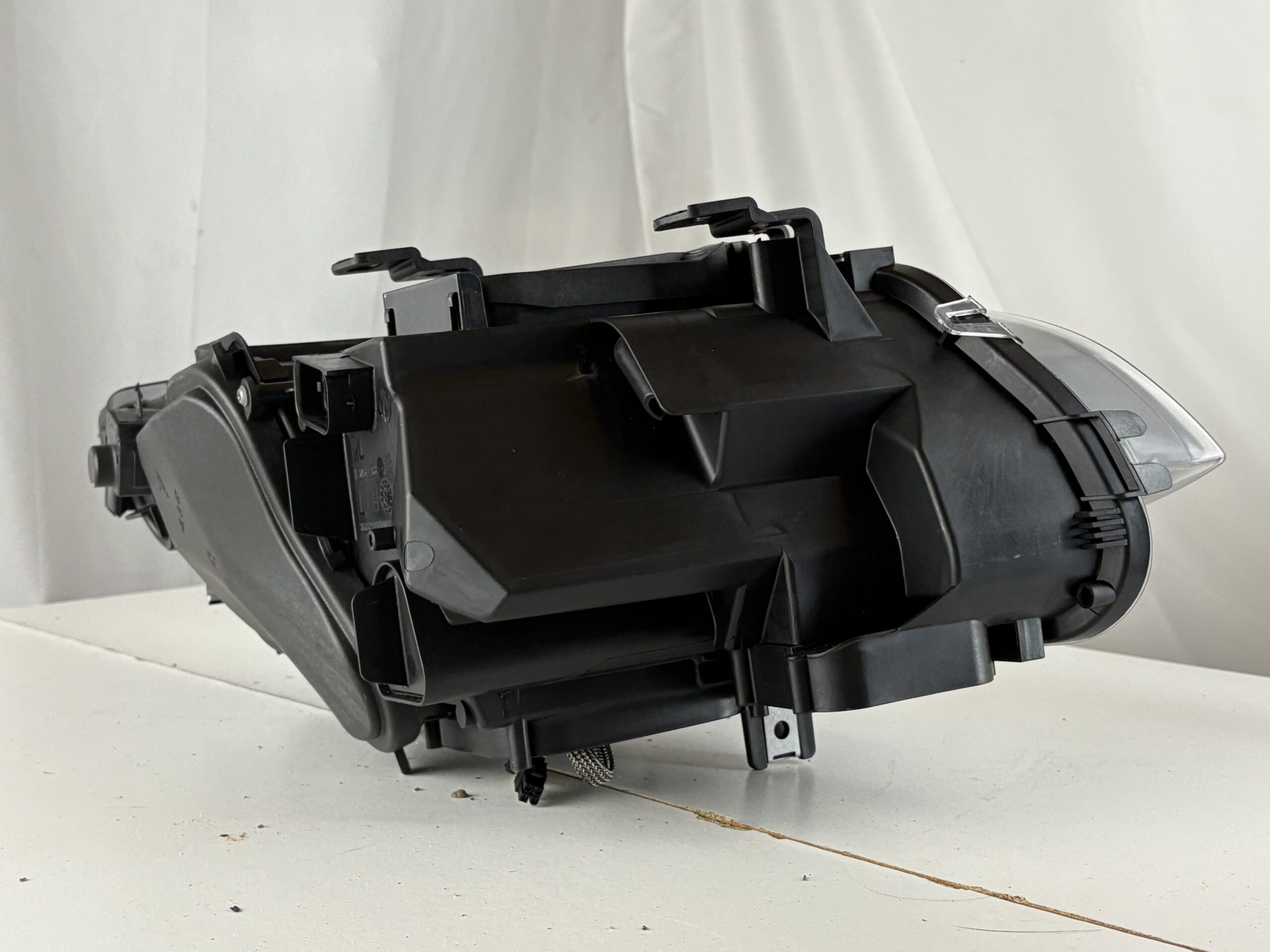 2007-2013 BMW M3/328i/335i Driver Headlight