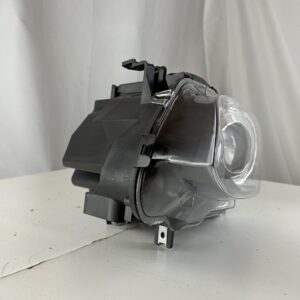 2007-2013 BMW M3/328i/335i Driver Headlight - Image 12