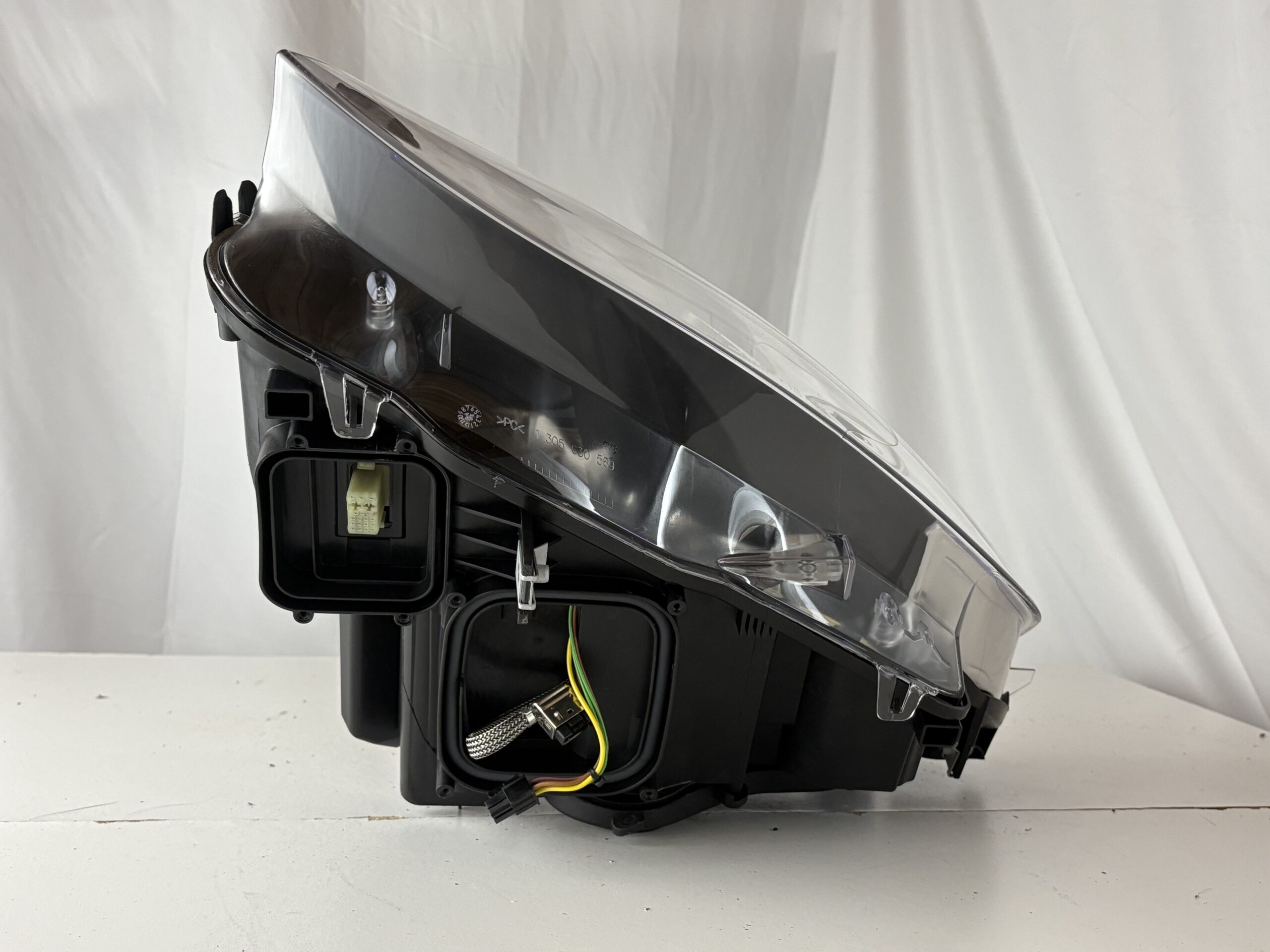 2007-2013 BMW M3/328i/335i Driver Headlight