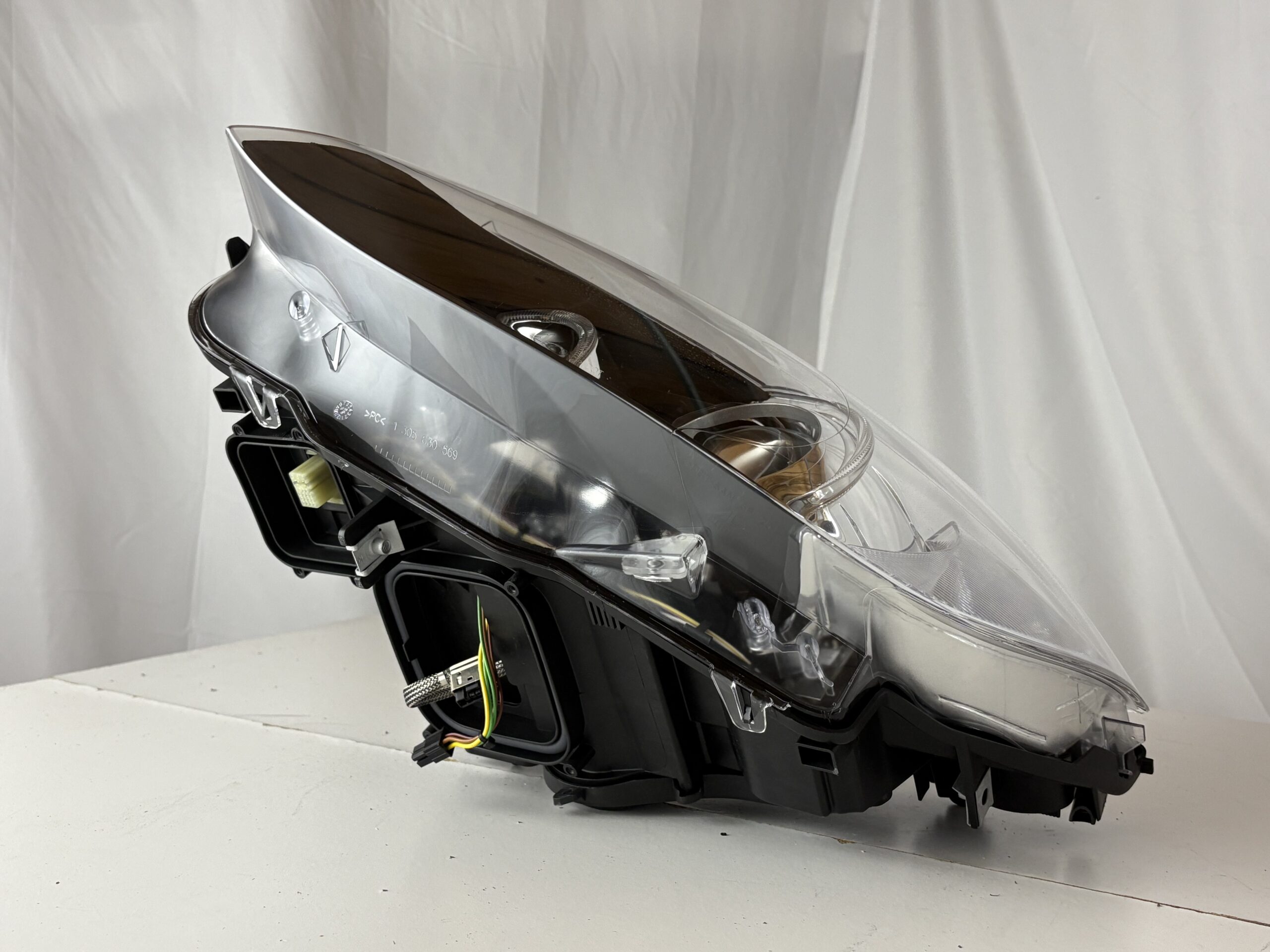 2007-2013 BMW M3/328i/335i Driver Headlight