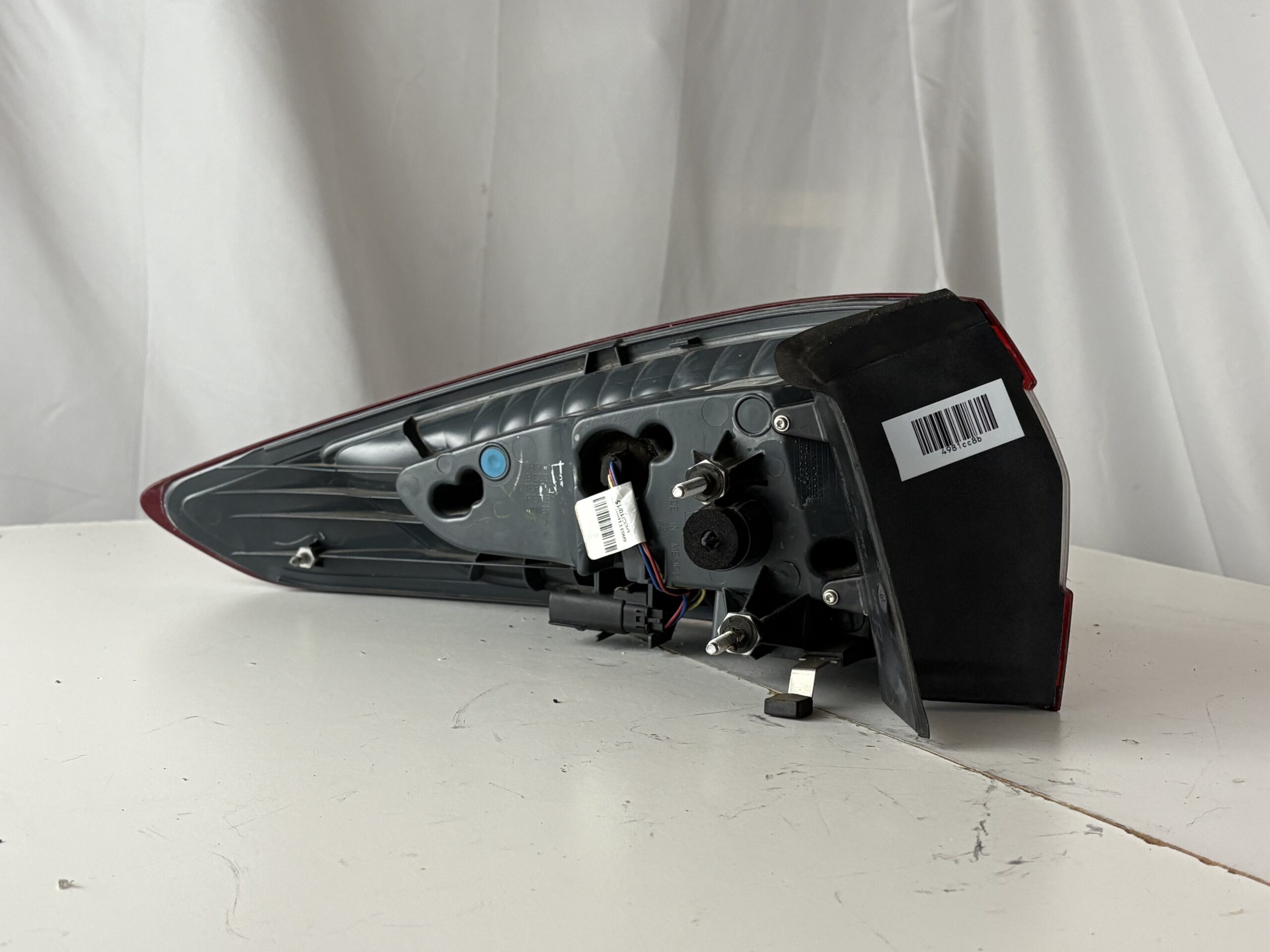 2013-2016 Ford Fusion Passenger Taillight
