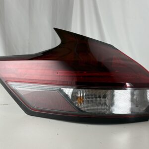 2021-2024 Nissan Kicks Driver Taillight - Image 1
