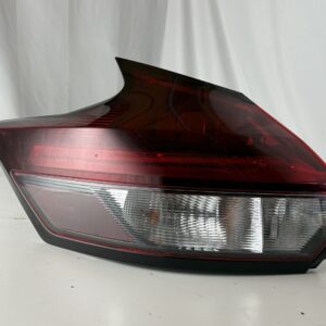 2021-2024 Nissan Kicks Driver Taillight - Image 2